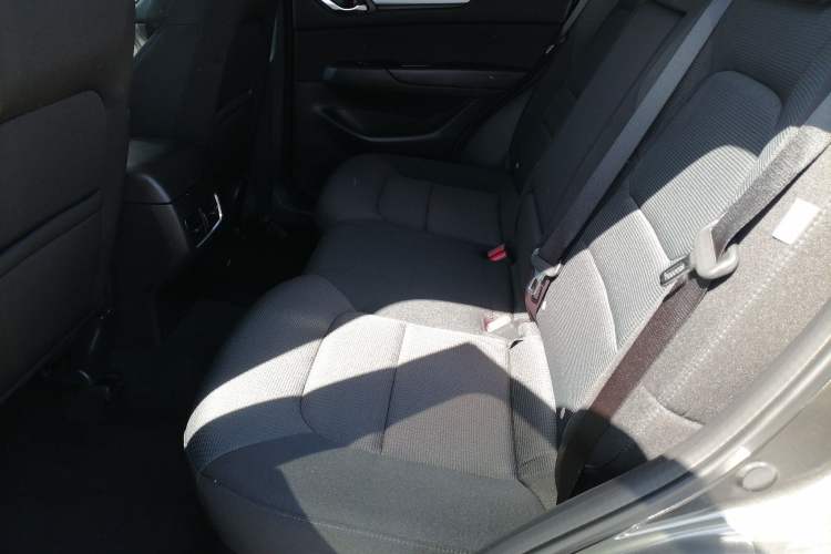 Used Mazda CX-5 2024 2.0L Automatic Two-Wheel Drive ZhiShang Version Left Rear Seat