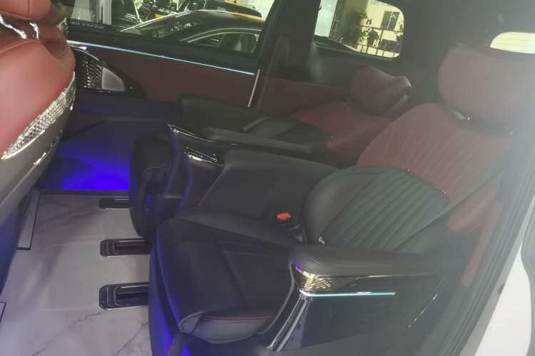 Used GAC Trumpchi M8 2023 Zongshi Series 400T Flagship Edition Left Rear Seat