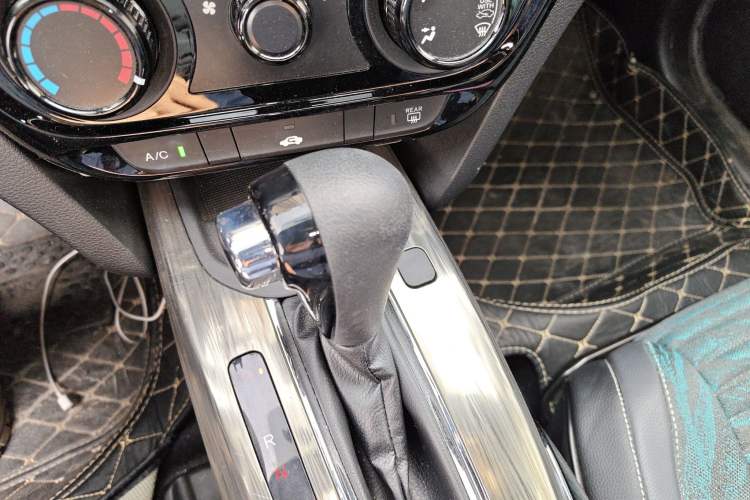 Used Honda XR-V 2017 1.8L EXi CVT Comfort Version
