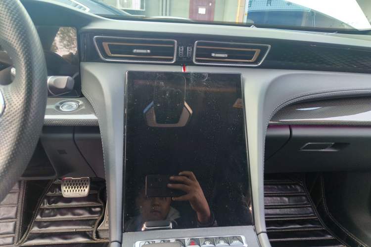 Used Hongqi H6 2023 2.0T ZhiShang Version
