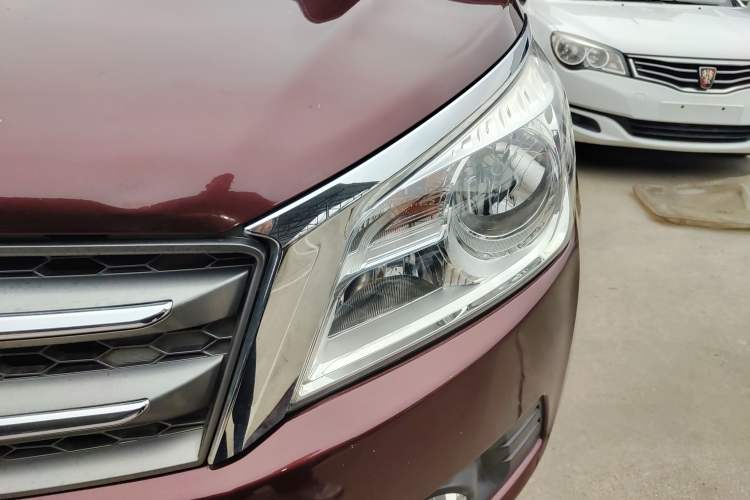 Used Venucia T70 2015 2.0L Manual RuiQu Version