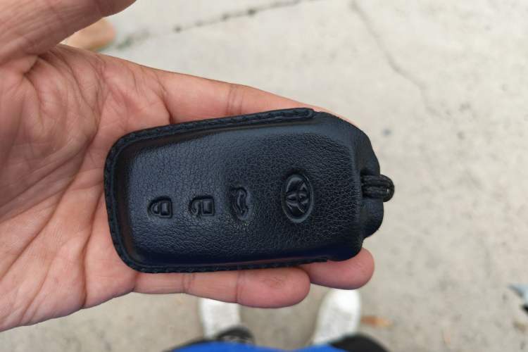 Used Toyota Avalon 2024 2.0L Ambition Edition