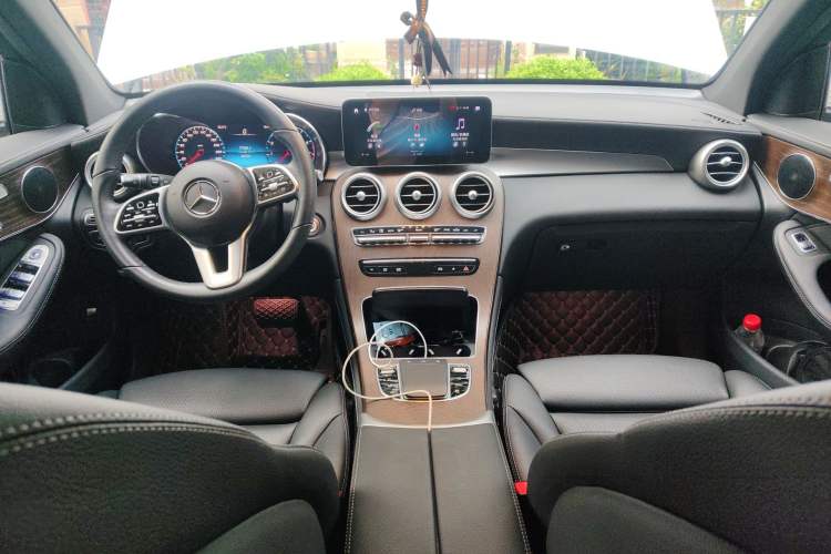 Used Mercedes-Benz GLC 2020 Facelift GLC 260 L 4MATIC Luxury Edition