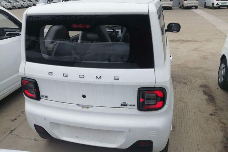 Used Geely Galaxy Panda 2024 Panda Mini 200km Endurance Bear