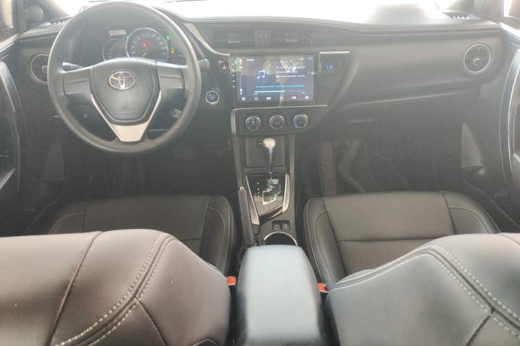 Used Toyota Corolla 2018 1.2T S-CVT GL Smart Enjoyment Version Center Console