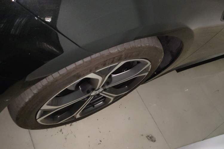 Used Nio ET5 2025 75 kWh