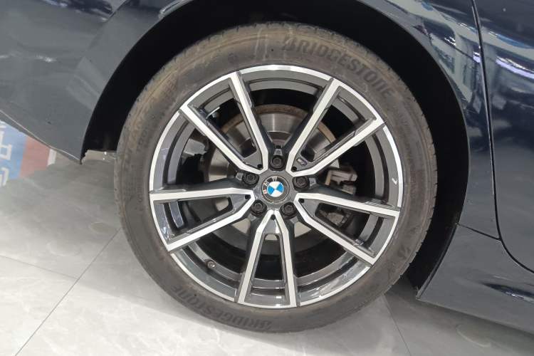 Used BMW 3 Series 2023 325Li M Sport Package
