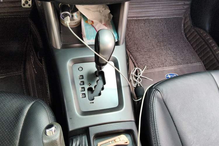 Used Subaru Forester 2012 Classic 2.5XS Automatic Luxury Edition Gear Lever