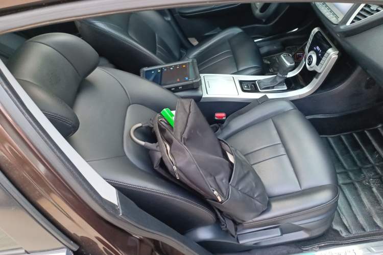 Used Luxgen 5 2014 Honor Navigation Edition 1.8T Automatic Luxury Model
