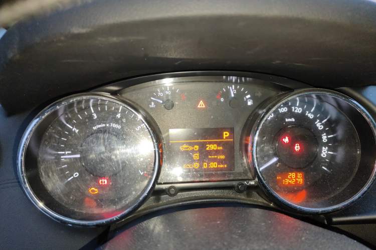 Used Peugeot 3008 2015 1.6THP Automatic Classic Edition Instrument Cluster