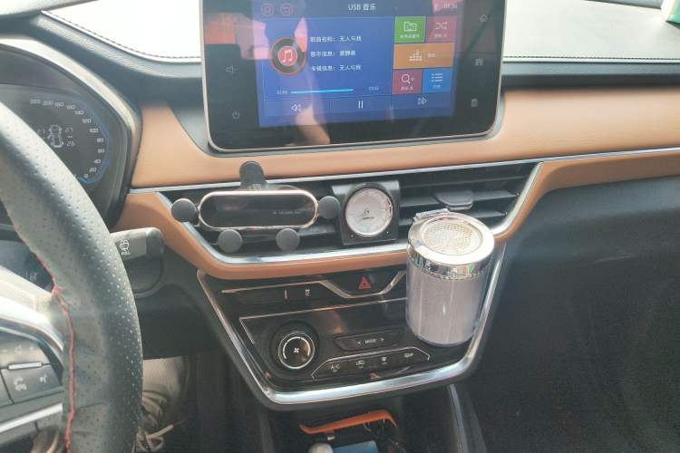 Used Wuling Hongguang S3 2018 1.5T Manual Luxury Model China V Standard