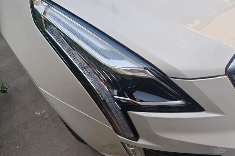 Used Cadillac XT5 2016 28T Four-Wheel Drive Luxury Model