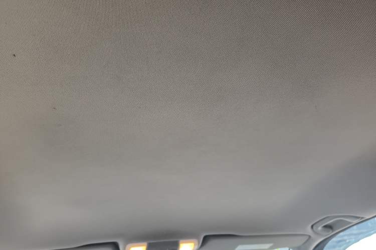 Used Mercedes-Benz GLK-Class 2011 GLK 300 4MATIC Dynamic Model Headliner