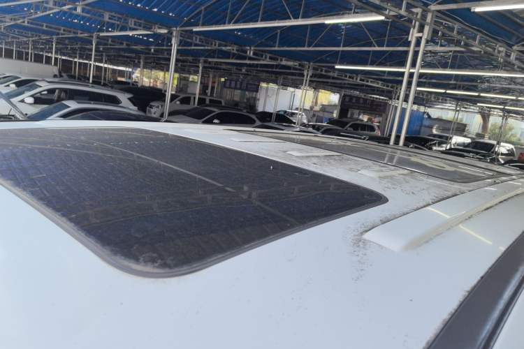 Used SAIC MAXUS G10 2014 2.0T Automatic Executive Edition