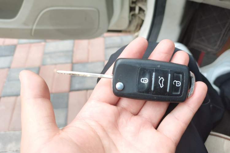 Used BAIC Senova D50 2014 1.5L manual standard version
