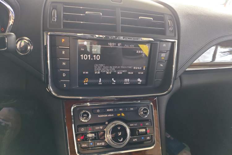 Used Lincoln Continental 2019 2.0T Two-Wheel Drive Luxury Edition China VI Standard