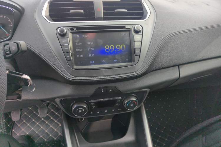 Used Ford Escort 2015 1.5L Manual Fashion Edition