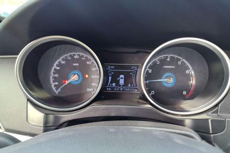 Used Zotye SR7 2016 1.5T CVT Cube Heart Edition China IV Standard
