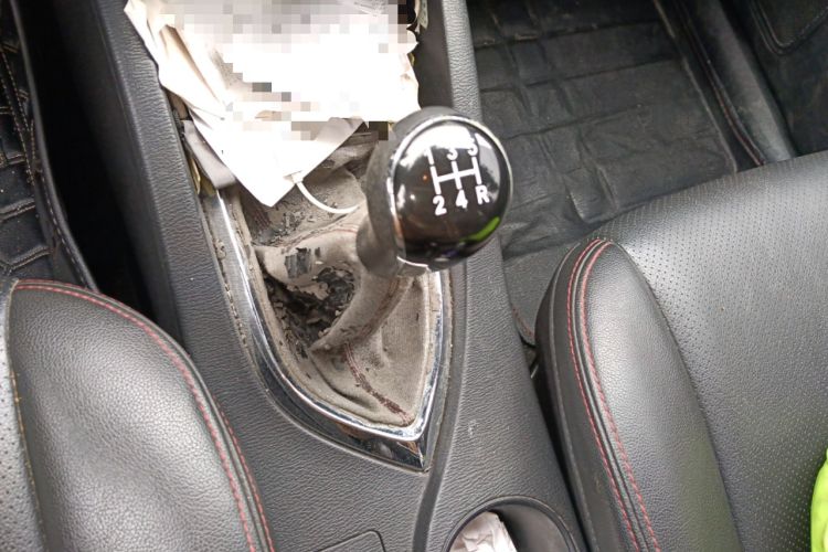 Used CHANGAN KAICHENG Oushang A600 2016 1.5L Manual Luxury 7-Seater
