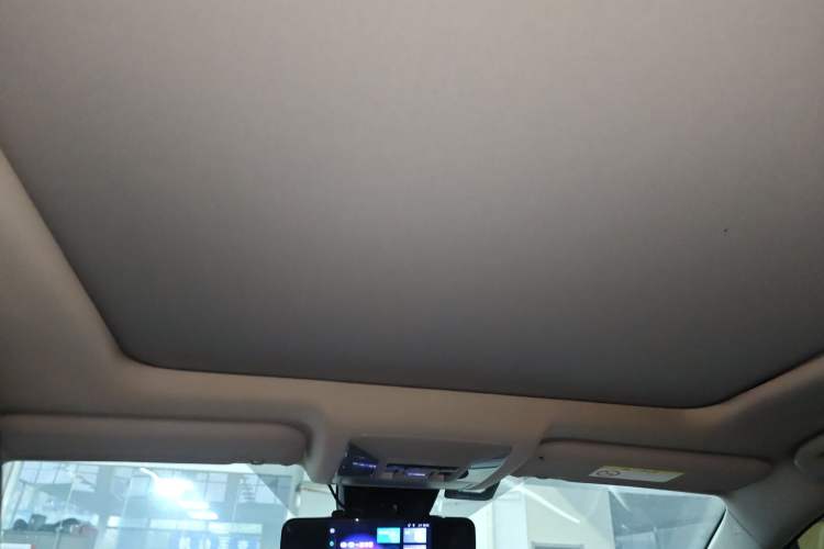 Used Toyota RAV4 2020 2.0L CVT Four-Wheel Drive Prestige Edition