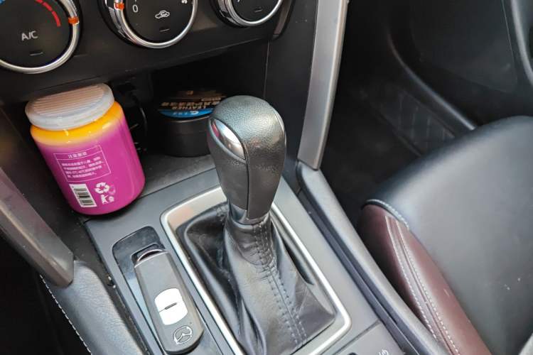 Used Mazda CX-4 2018 2.0L Automatic Two-Wheel Drive Blue Sky Dynamic Version China V Standard Gear Lever