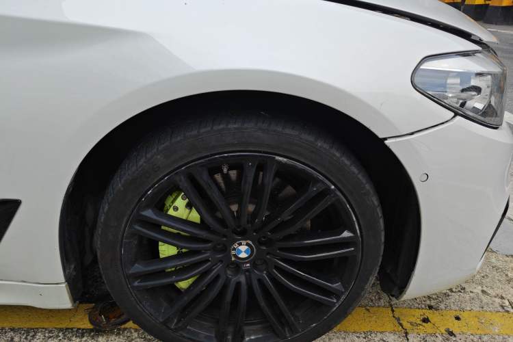 Used BMW 5 Series 2018 530Li Leading Model M Sport Package