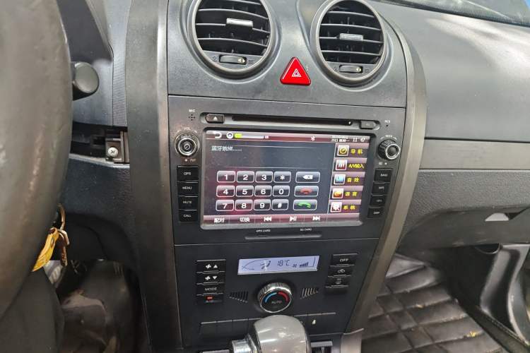 Used Haval H5 Classic 2012 ZhiZun Edition Green Silence 2.0T Automatic Two-Wheel Drive Comfortable Model