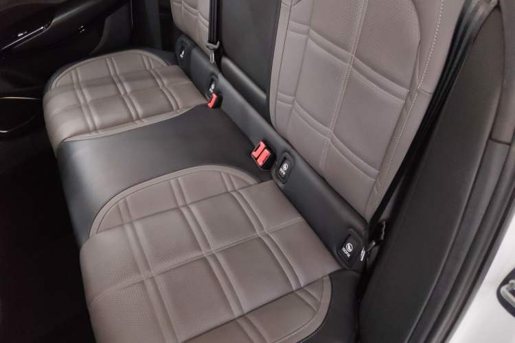 Used Hongqi EH7 2024 690 Pro Left Rear Seat