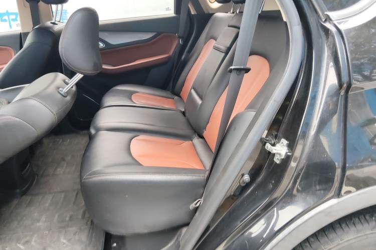 Used Baojun 560 2015 1.8L Manual Elite Edition Left Rear Seat