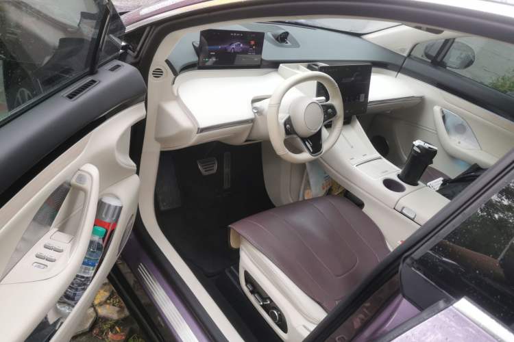 Used Hima Luxeed R7 2024 All-Electric 736 km Ultra Driver Seat