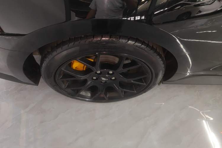 Used Ford Mustang 2020 2.3L EcoBoost Right Rear Wheel Hub