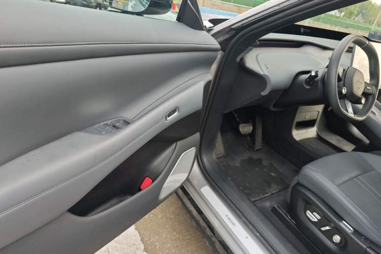 Used Xiaomi Auto YU7 2025 Ultra-Long Range Rear-Wheel Drive Version