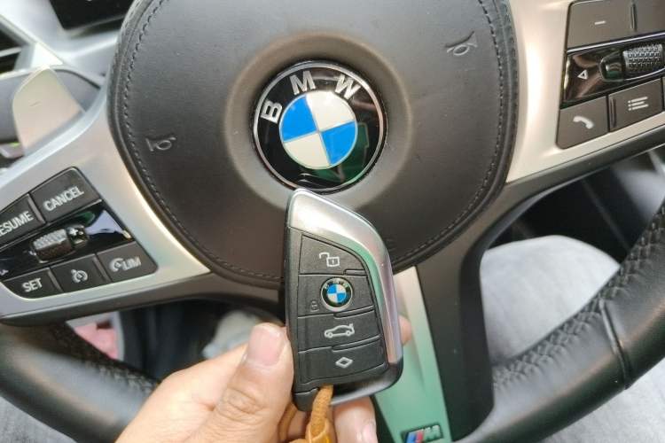 Used BMW 3 Series 2023 325Li M Sport Package Vehicle Key