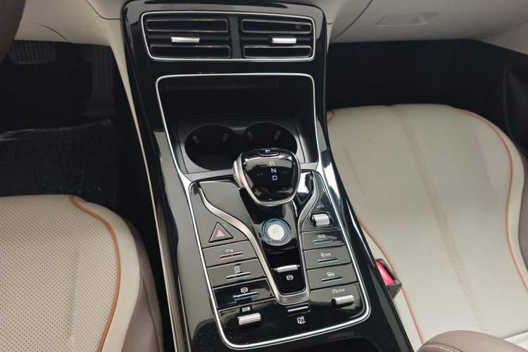 Used BYD Qin PLUS 2024 Honor Edition EV 420KM Leading Model