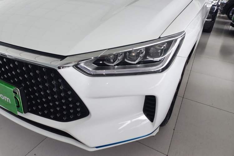 Used BYD e2 2019 Standard Range Model – Smart & Comfortable Version