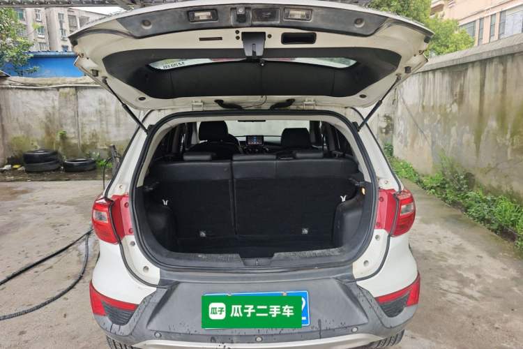 Used BAIC Senova X25 2015 1.5L Automatic Elite Model
