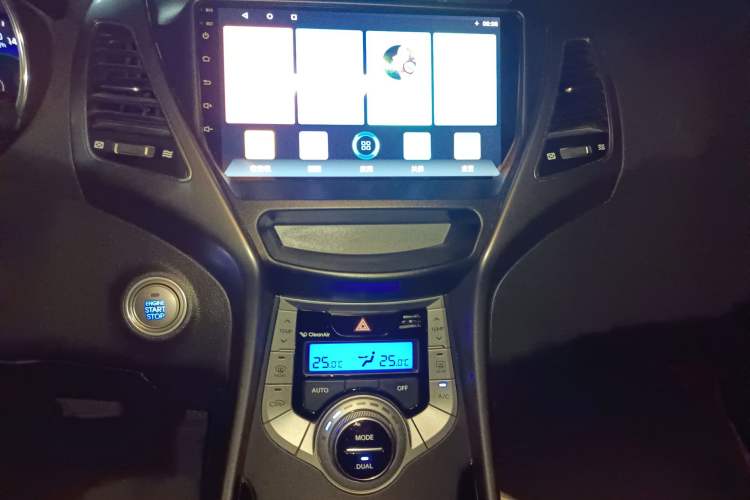 Used Hyundai Elantra (5th Generation / Langdong) 2015 1.6L Automatic Luxury Model
