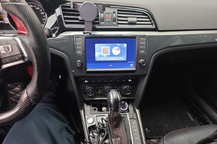 Used Volkswagen Lamando 2017 2.0T GTS Audio And AC Panel