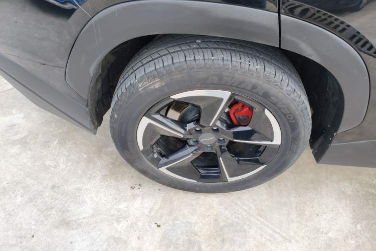 Used JETOUR Dashing 2025 1.5T DCT Ultimate Edition Right Rear Wheel Hub