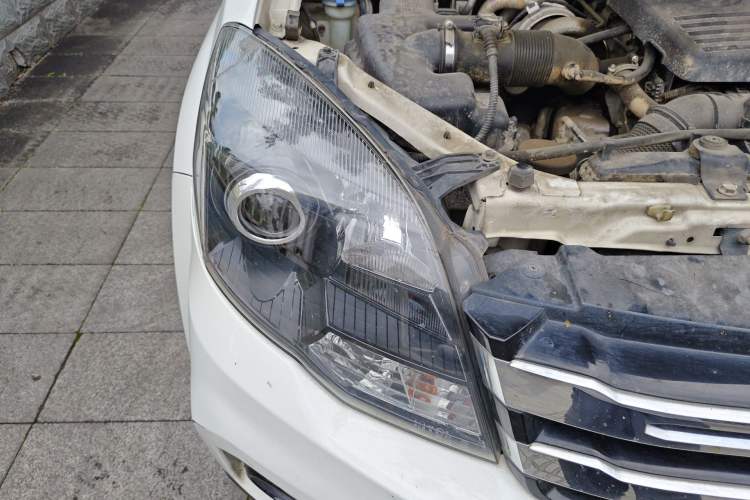 Used Haval H5 Classic 2018 Classic Edition 2.0T Manual 4x4 Progressive Model Right Front Headlight