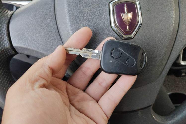 Used Jinbei Hiace X30 2018 1.5L Cargo Van Comfort Model DLCG14 Vehicle Key