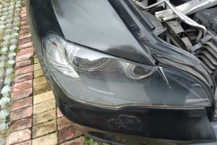 Used BMW X5 2009 xDrive30i Leading Model Right Front Headlight