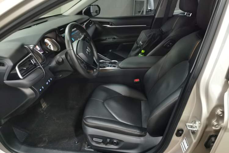 Used Toyota Camry 2019 Revised Version 2.5G Luxury Edition