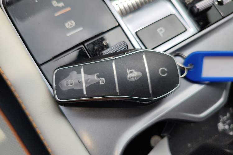 Used BYD Song PLUS New Energy 2024 HONOR Edition DM-i 150km Flagship PLUS
