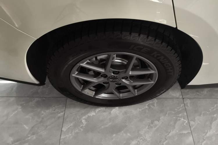 Used BYD Seal 06 New Energy 2025 DM-i Smart Drive 80KM Luxury Model