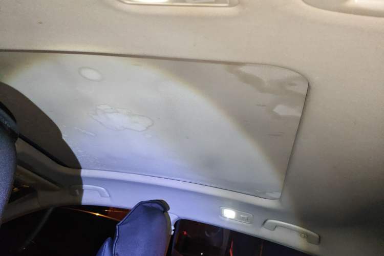 Used Volkswagen Magotan 2017 280TSI DSG Comfort Model Headliner