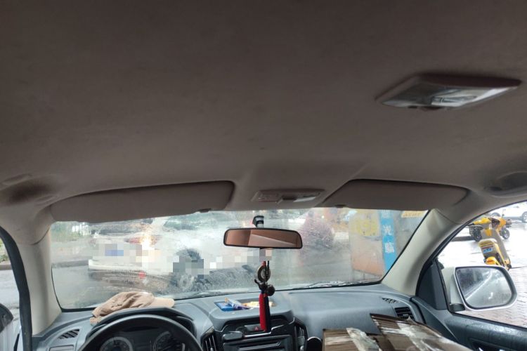 Used Isuzu JLM 2017 2.0T Two-Wheel Drive Advanced Version 4K21D4T Headliner