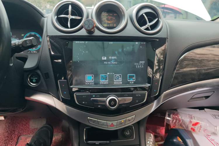 Used BYD Tang New Energy 2015 2.0T Four-Wheel-Drive Flagship Model Audio And AC Panel