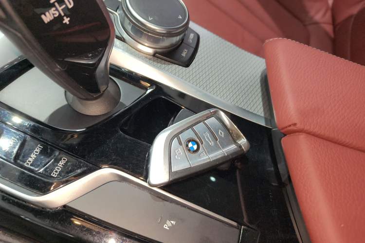 Used BMW 5 Series 2018 530Li Leading Model M Sport Package