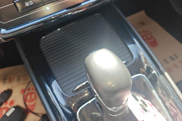 Used Roewe i5 2020 1.5L Automatic 4G Connect Luxury Flagship Edition